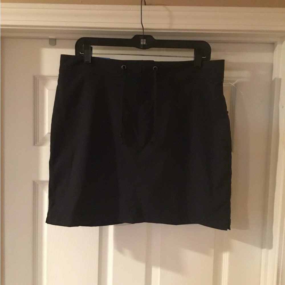 NWT - Columbia Black Active Skirt with Drawstring Waist
